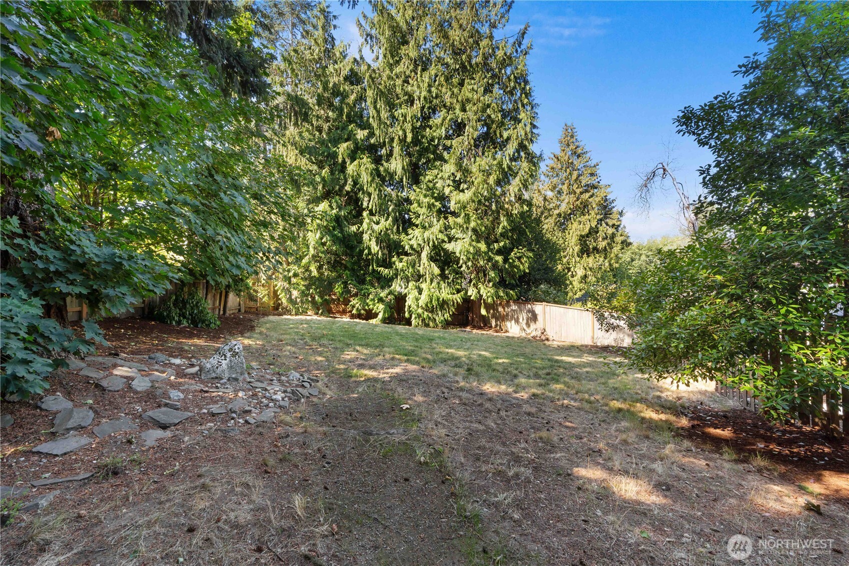 2507 Crater Lake Court