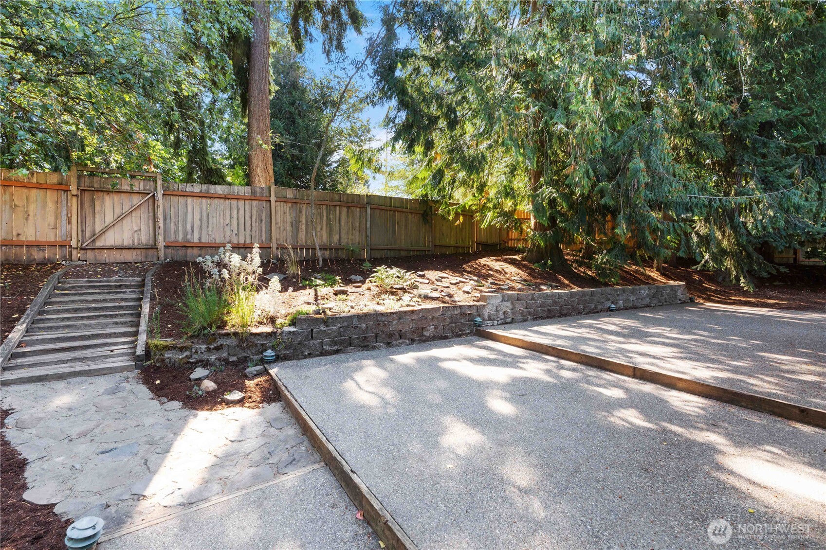 2507 Crater Lake Court