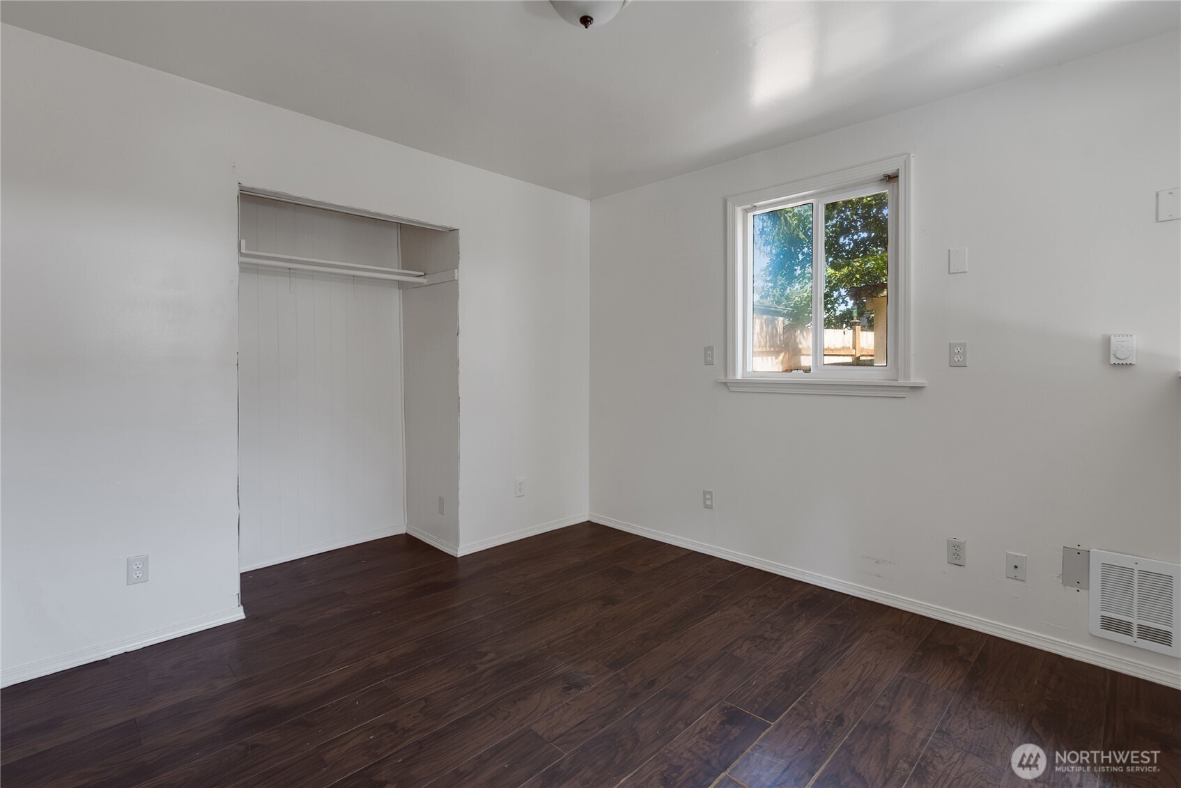21409 132nd Street E