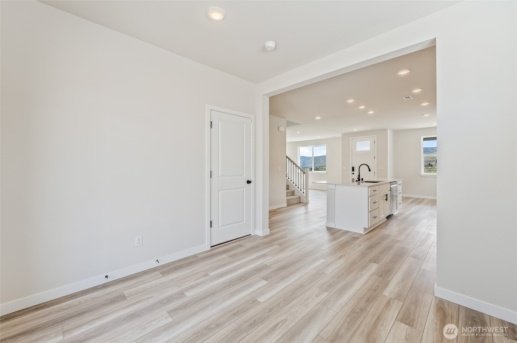 2124 Plumridge Court