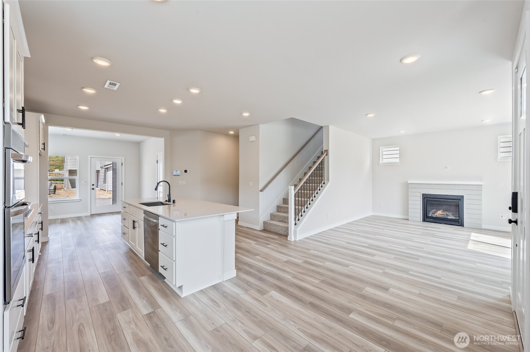 2124 Plumridge Court