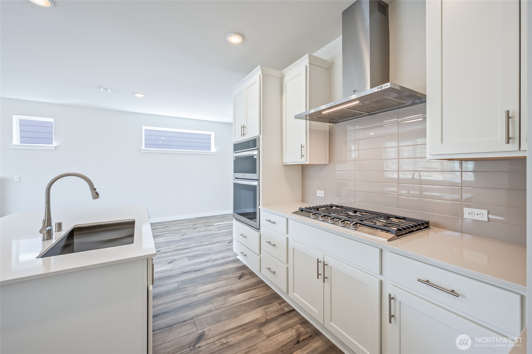 2122 Plumridge Court