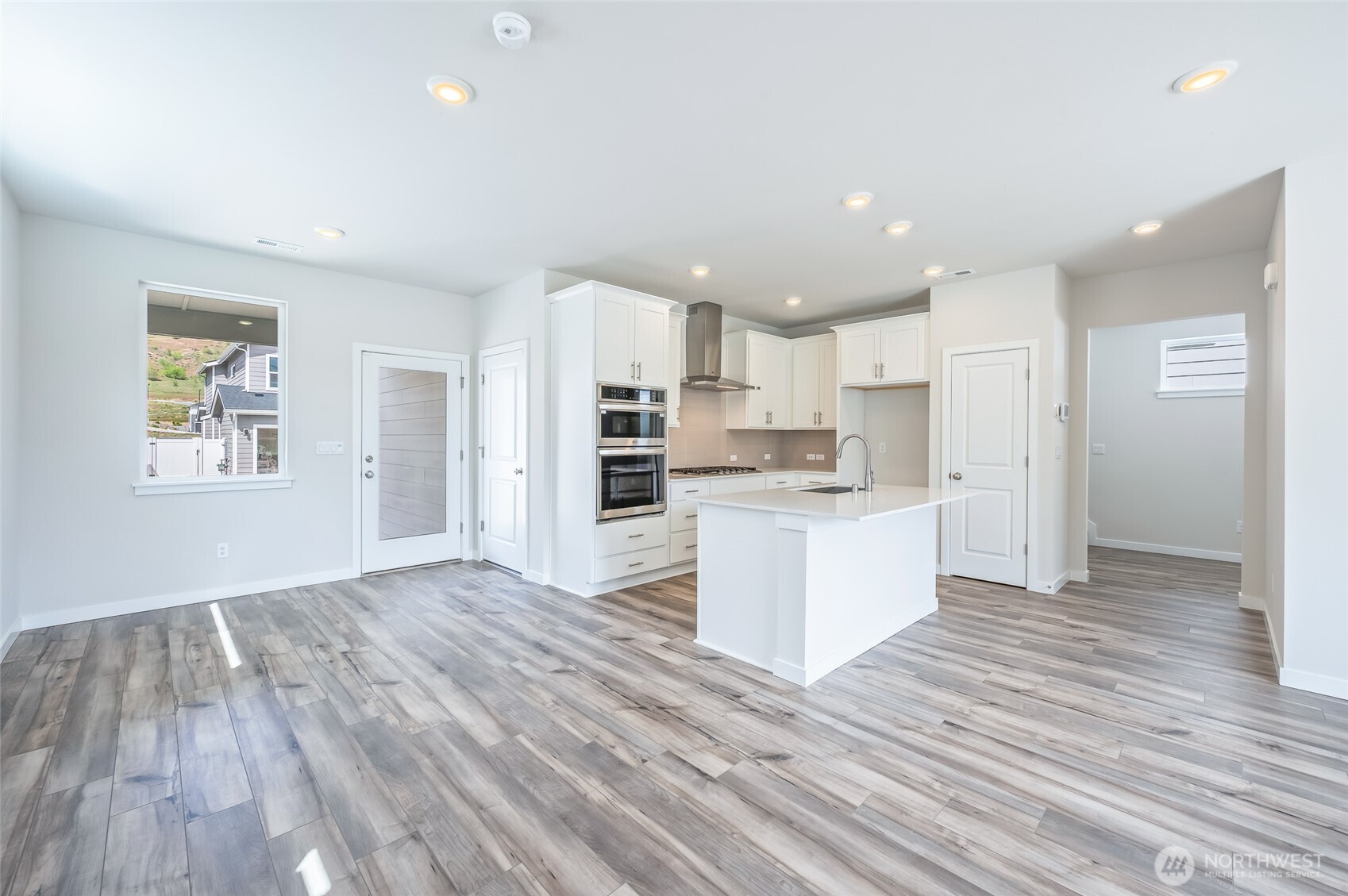 2122 Plumridge Court