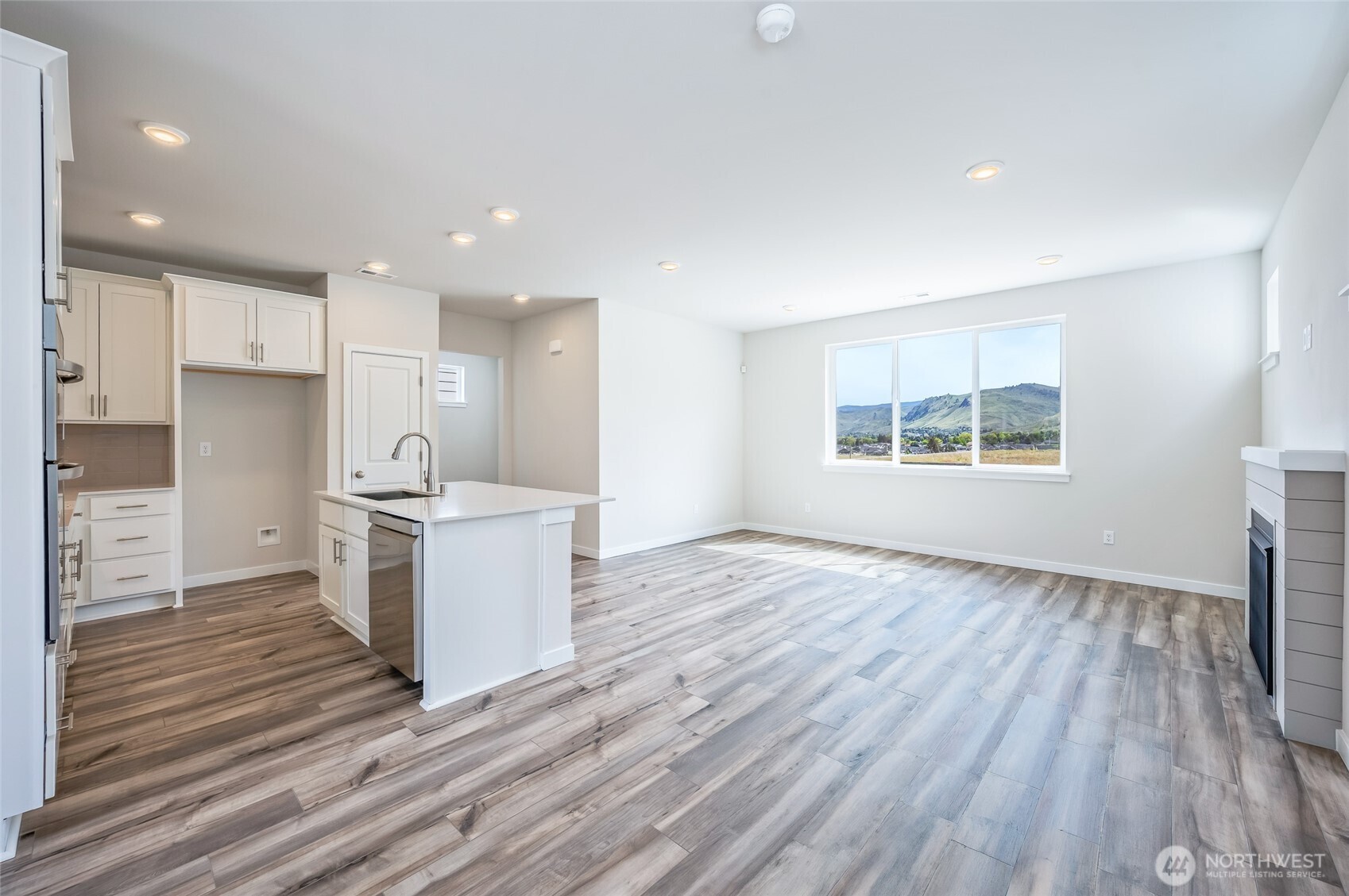 2122 Plumridge Court