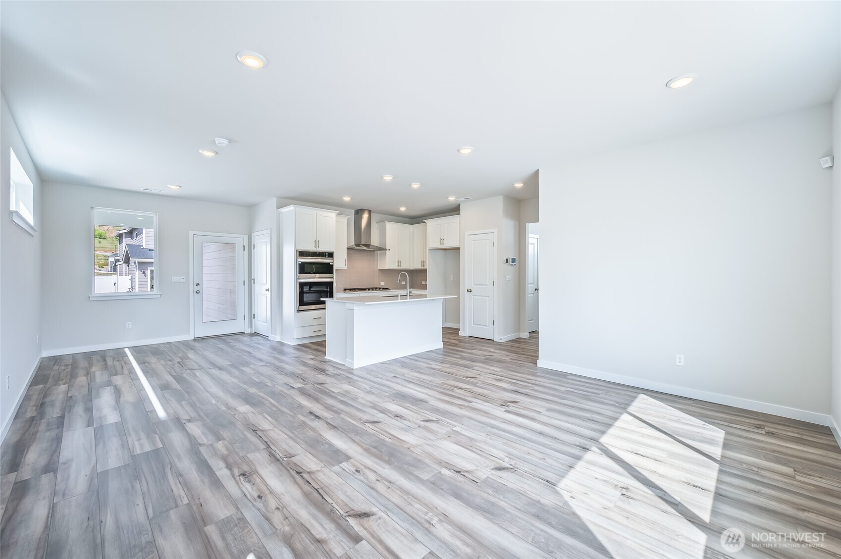 2122 Plumridge Court