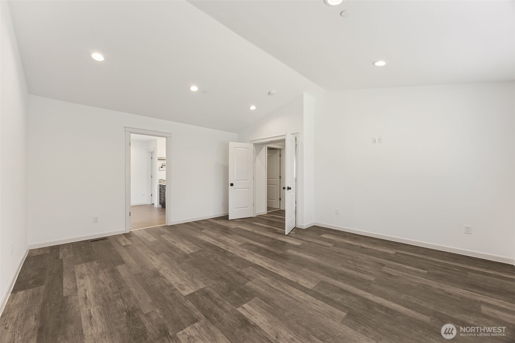 27037 NE 29th Place