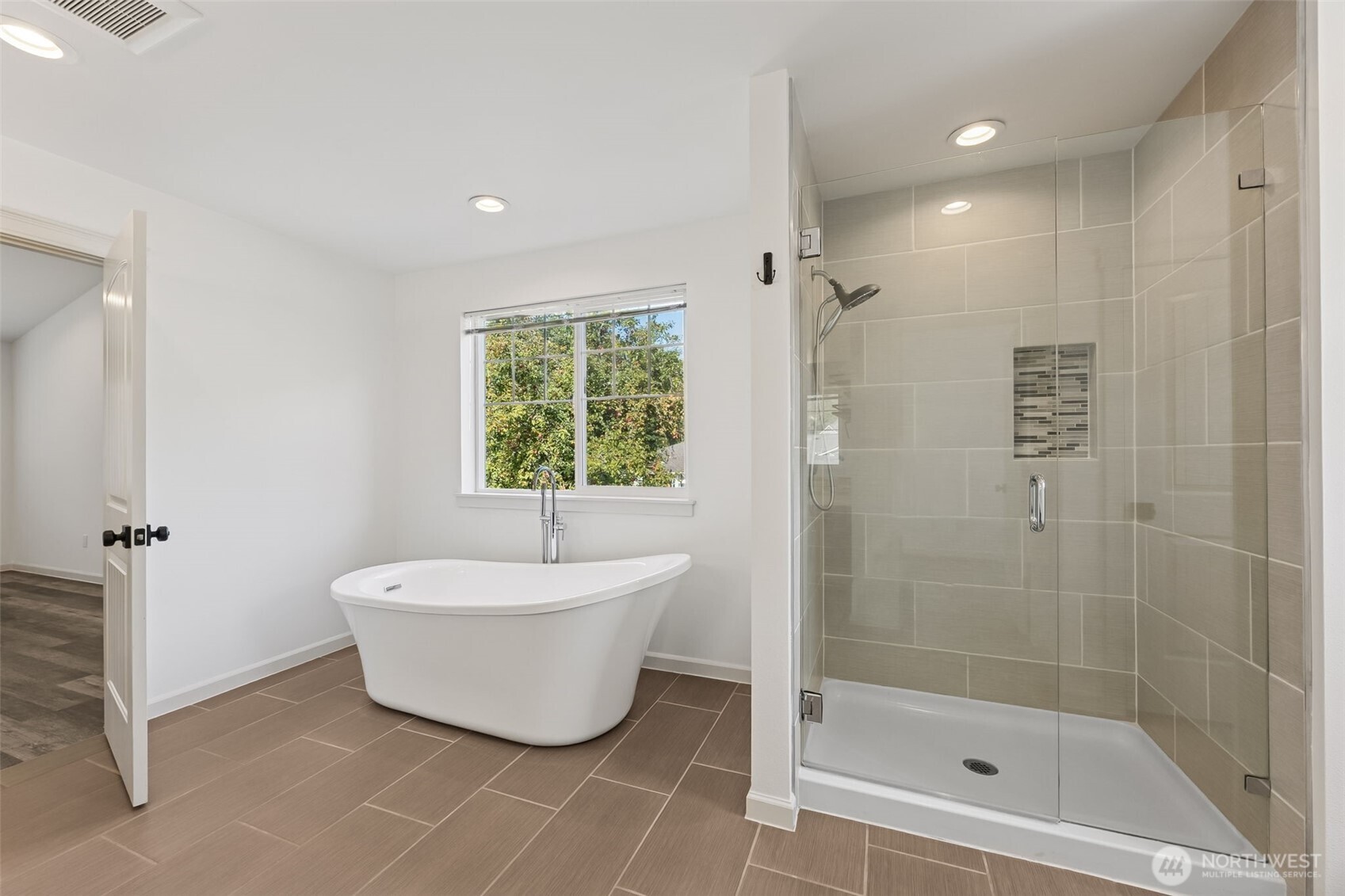 27037 NE 29th Place