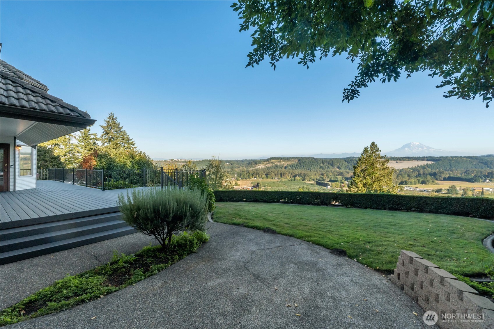 11618 Jennifer Court E