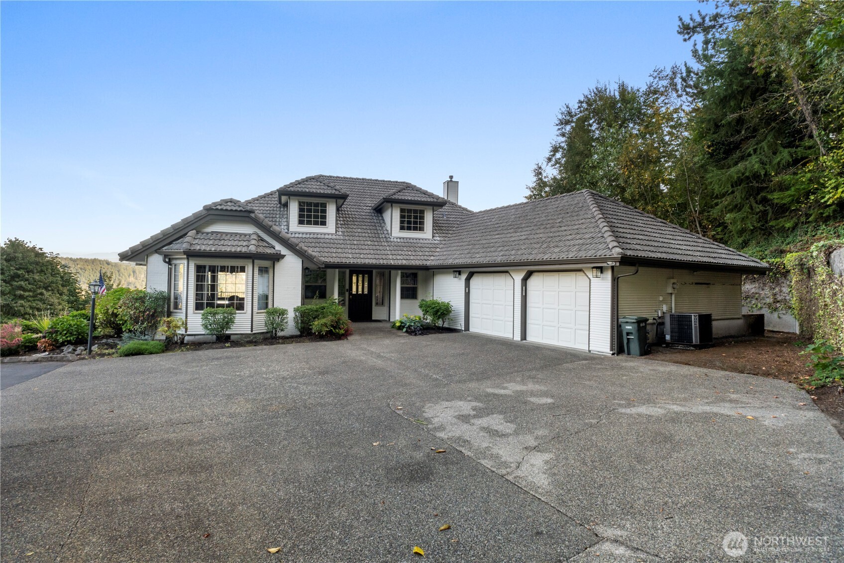 11618 Jennifer Court E