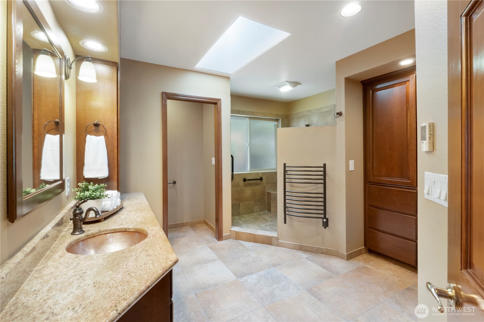 11618 Jennifer Court E