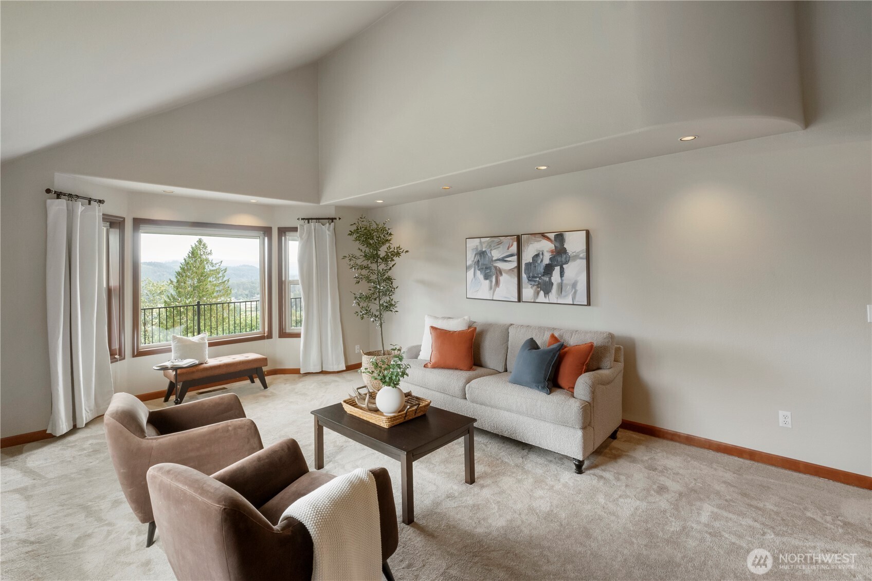 11618 Jennifer Court E