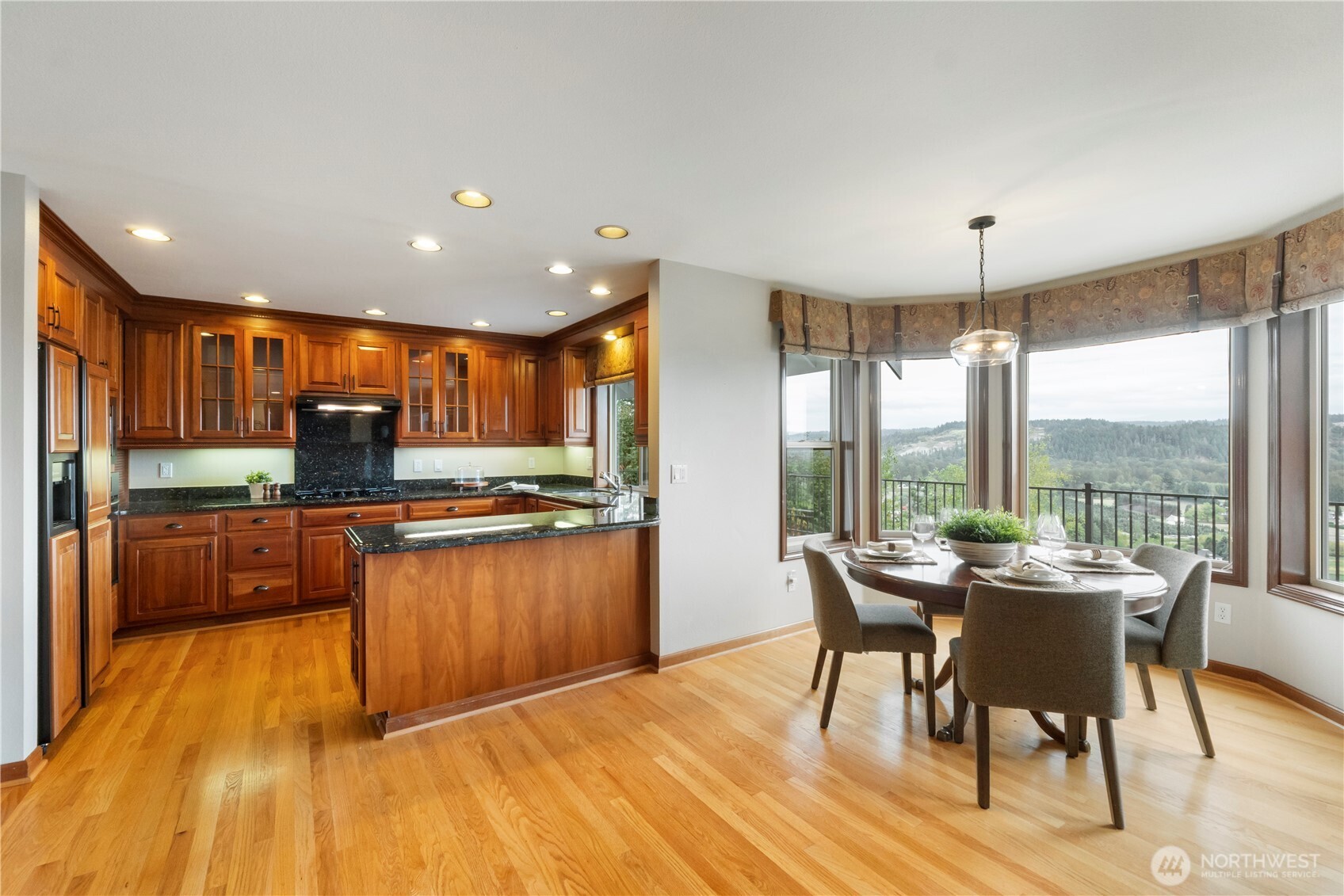 11618 Jennifer Court E