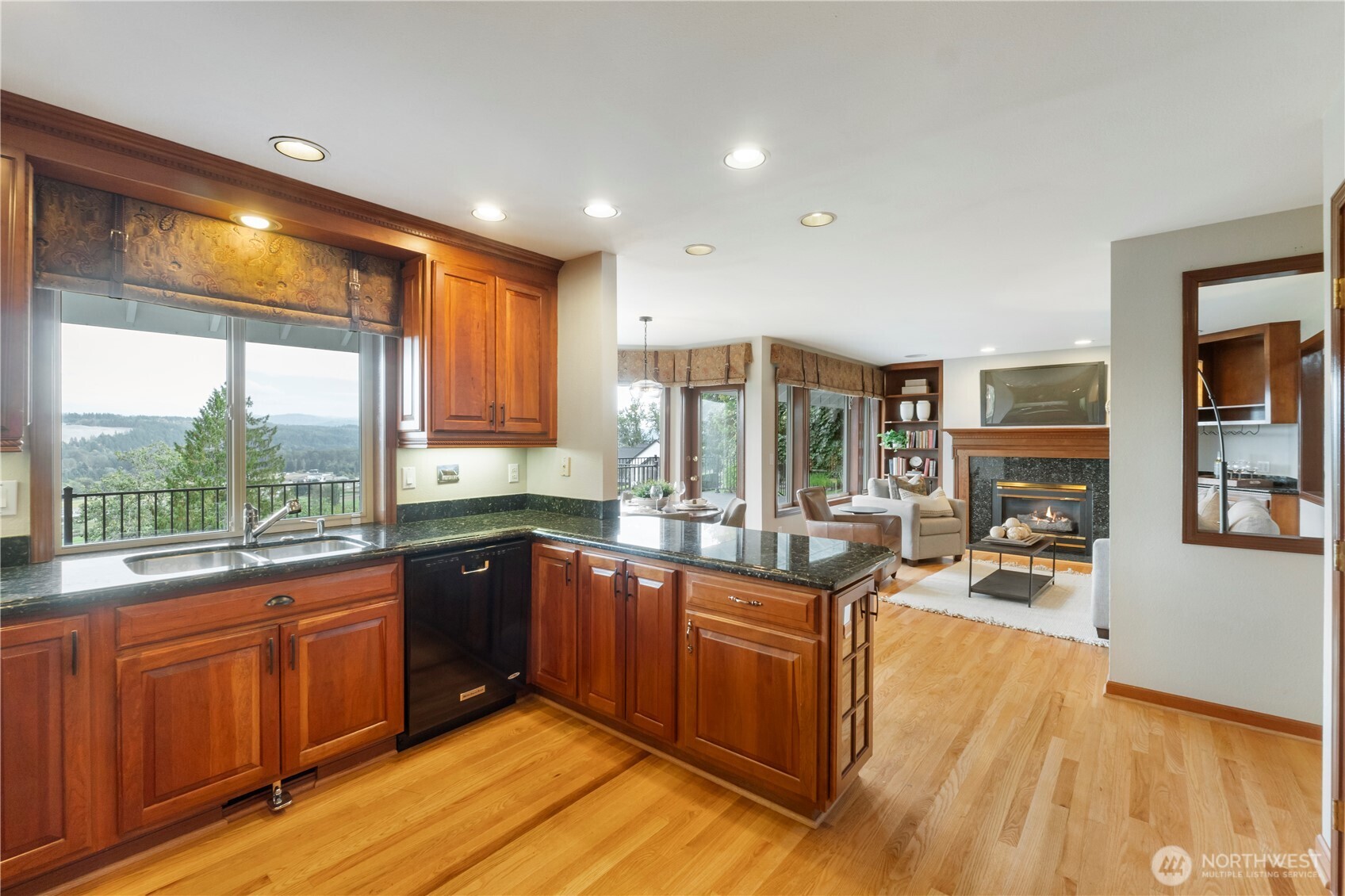 11618 Jennifer Court E