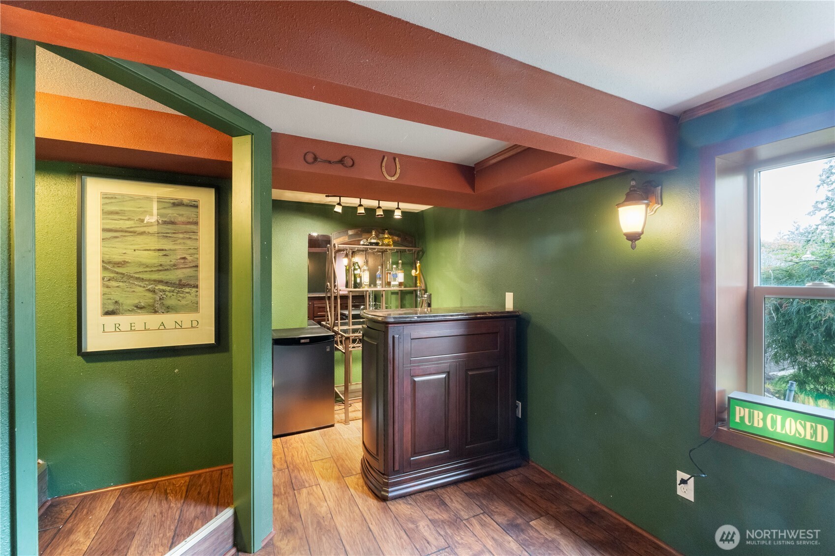 11618 Jennifer Court E