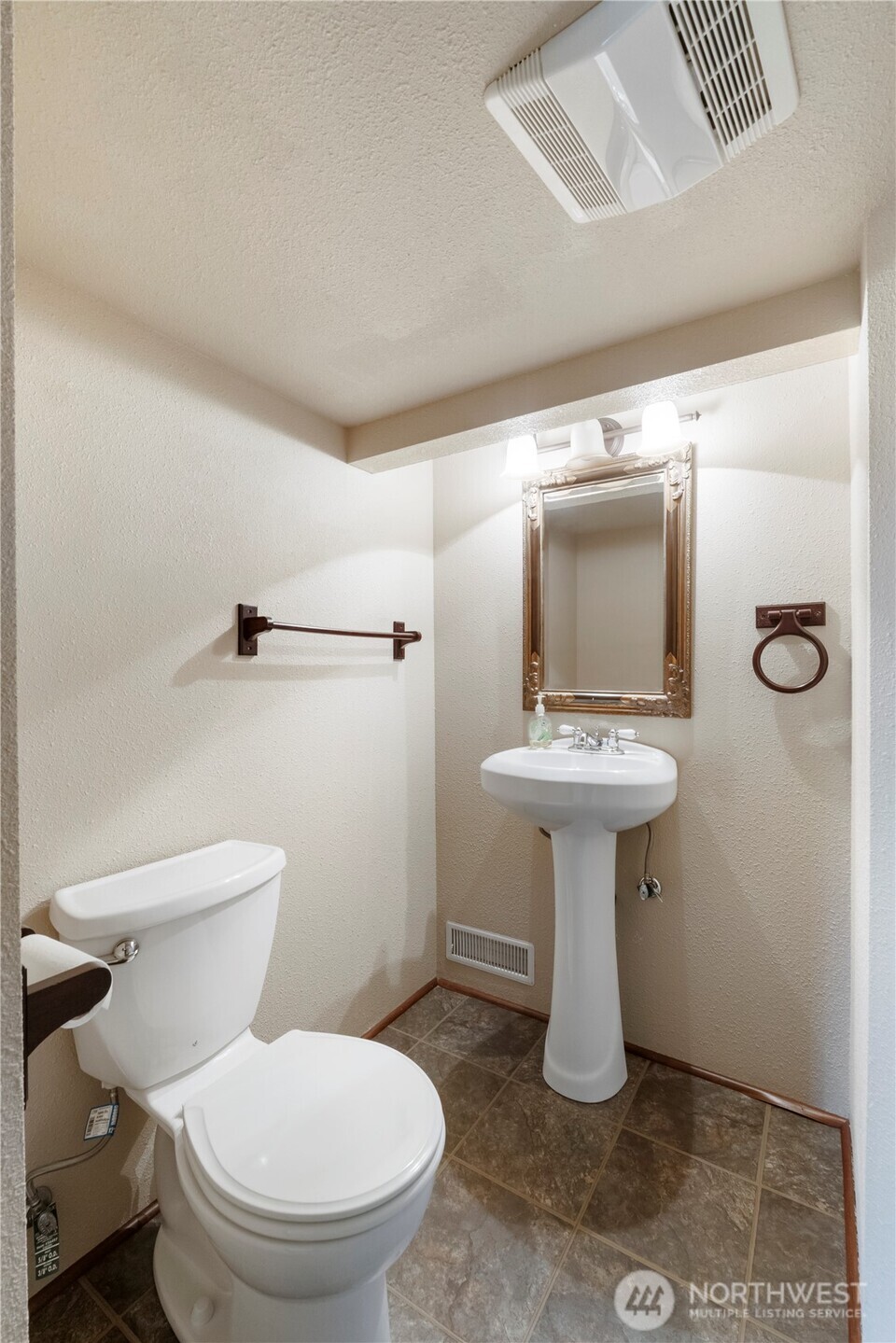 11618 Jennifer Court E