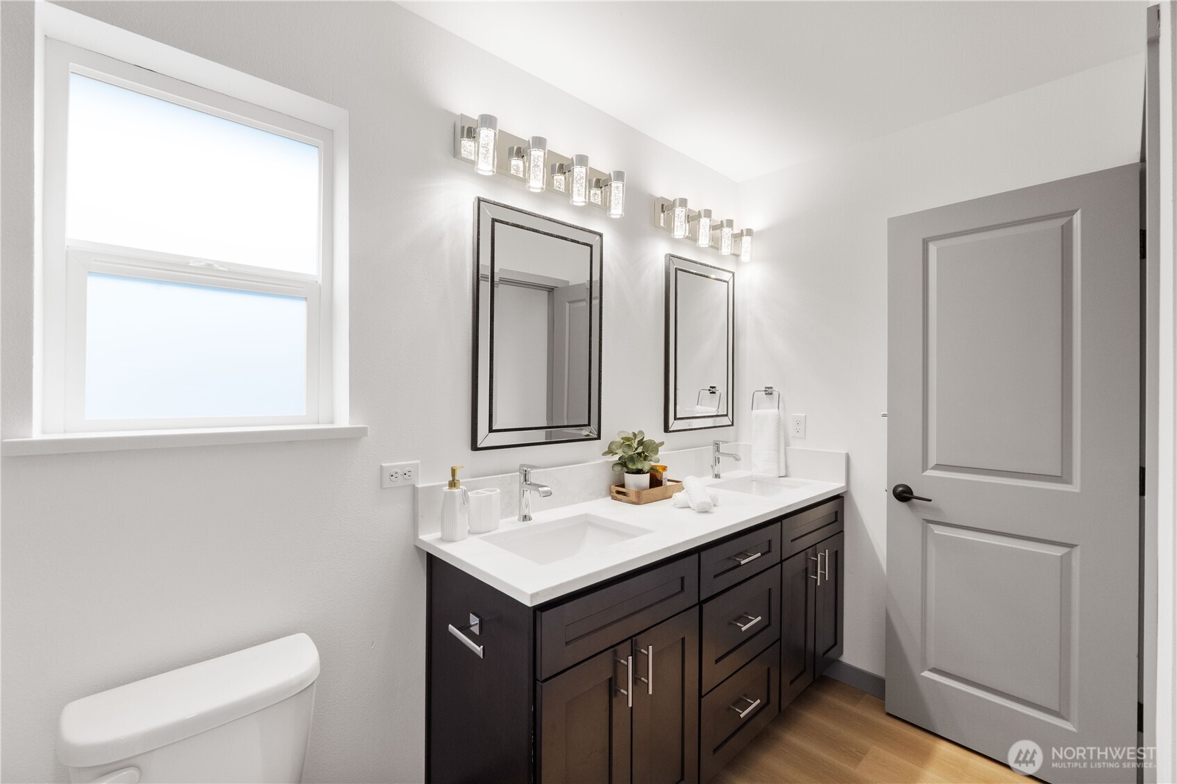 1231 S Washington Street