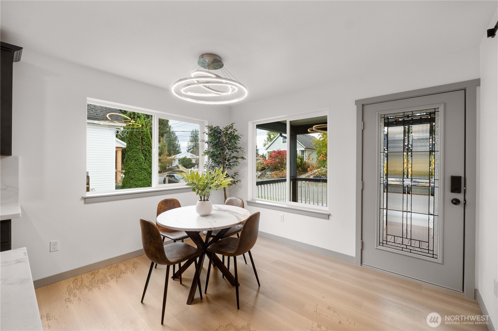 1231 S Washington Street