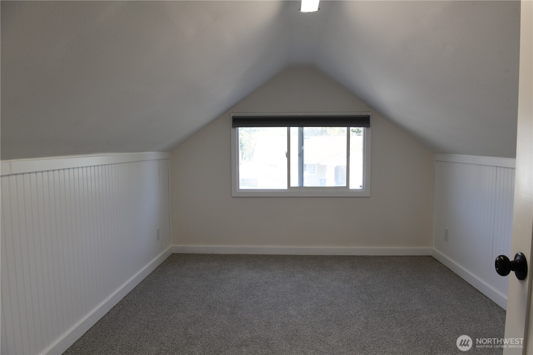 507 Center St W