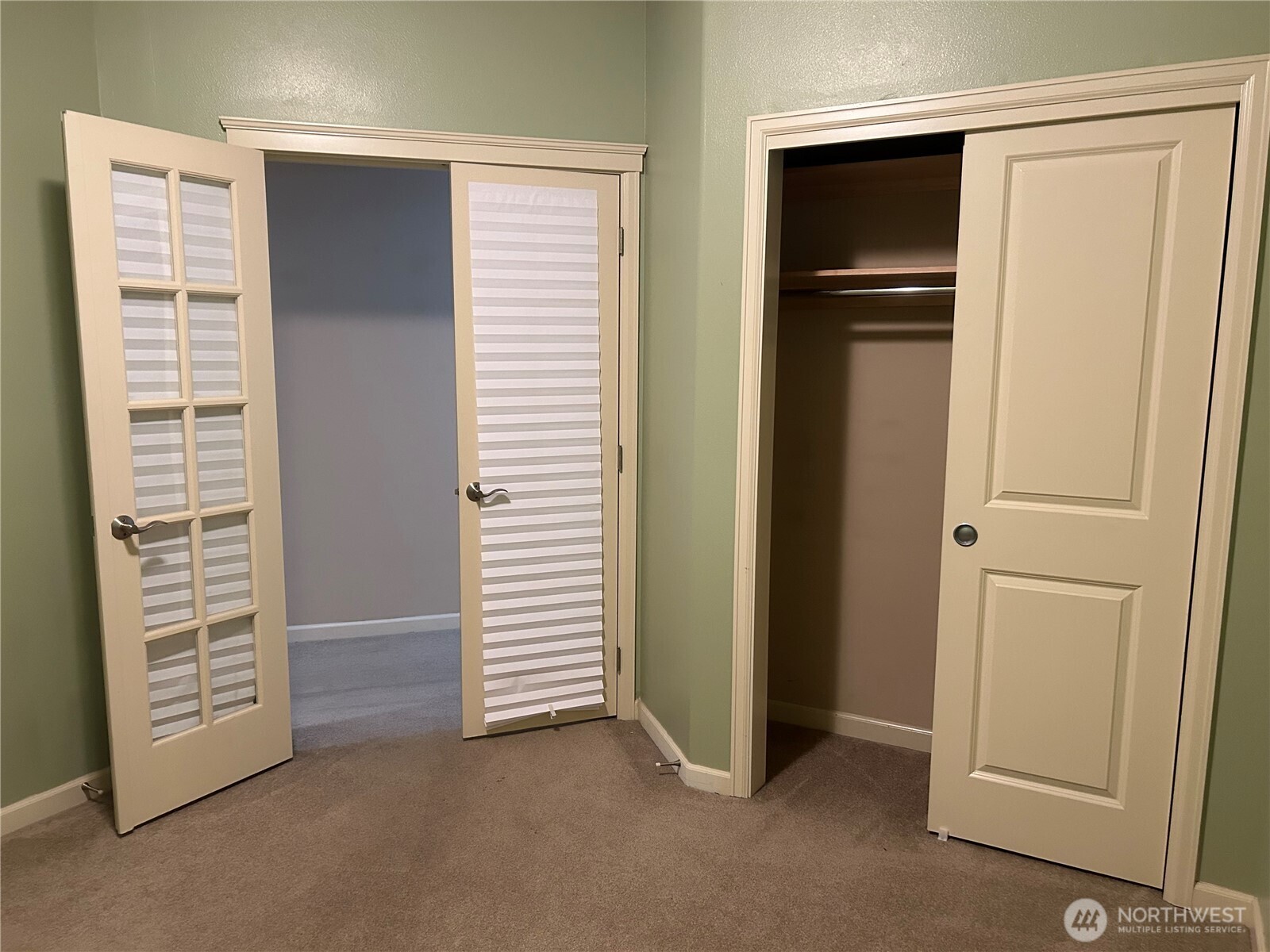 2440 S Steele Street Unit: 111