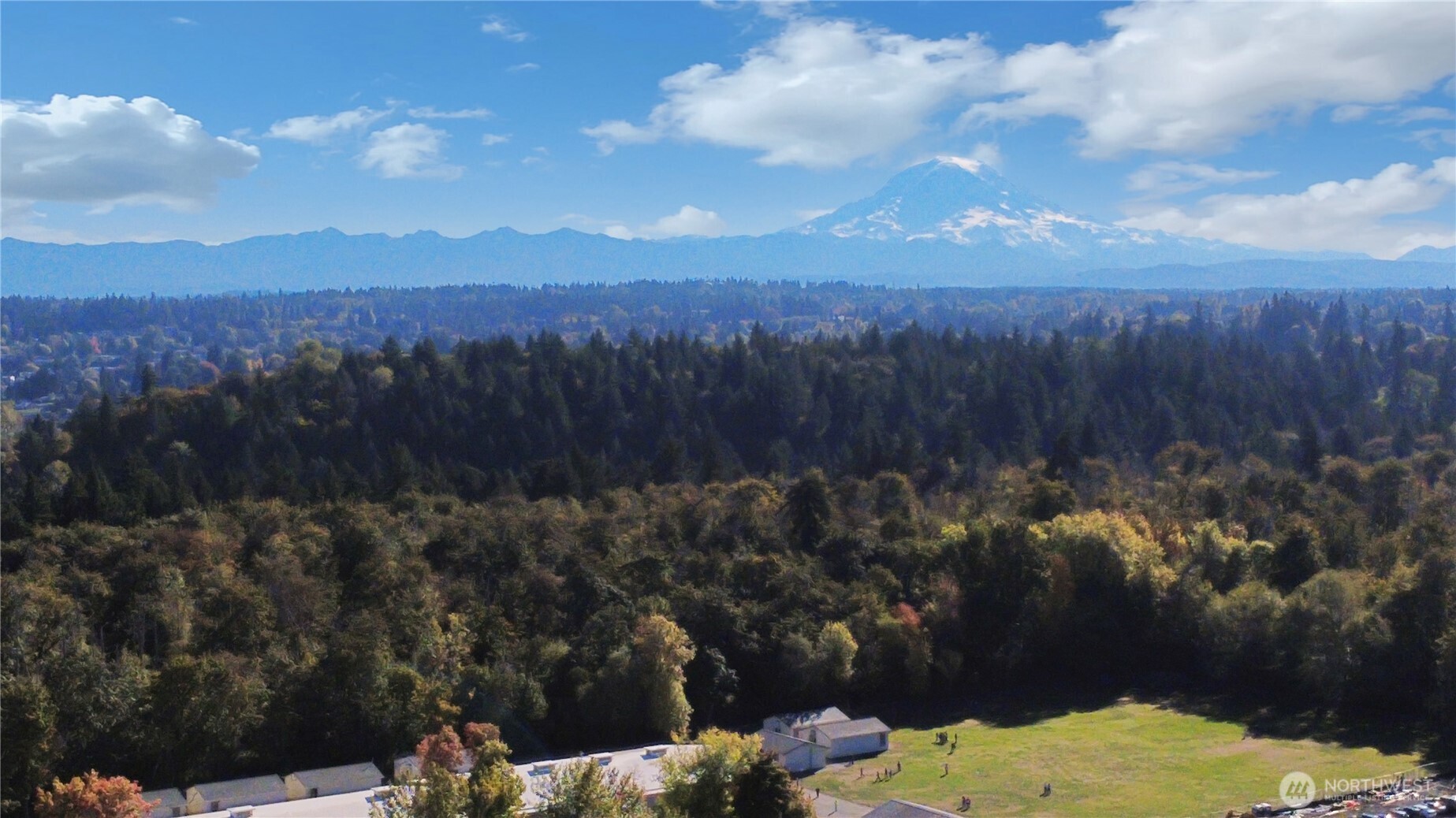 8726 Fruitland Avenue E