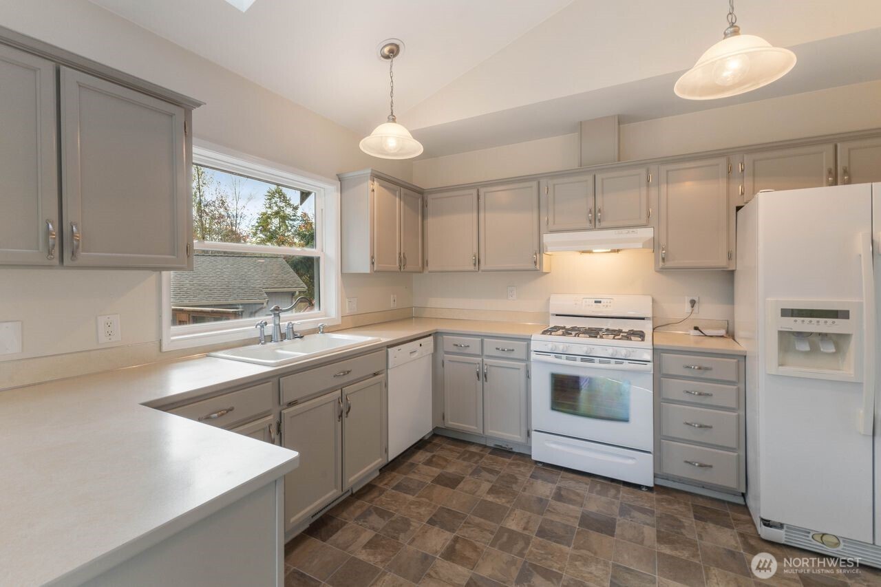 17653 SE 268th Place