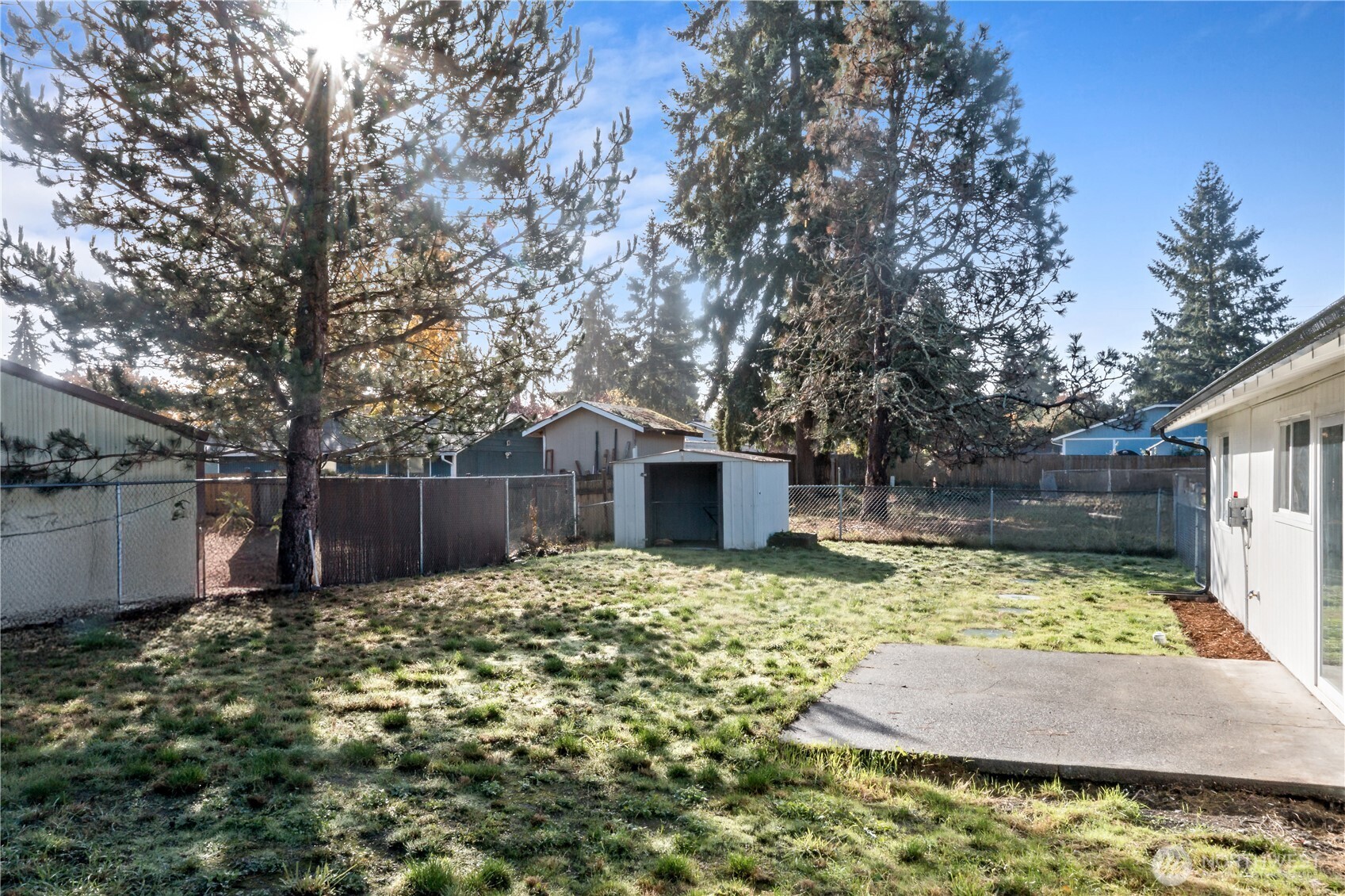 17117 5th Avenue Ct E