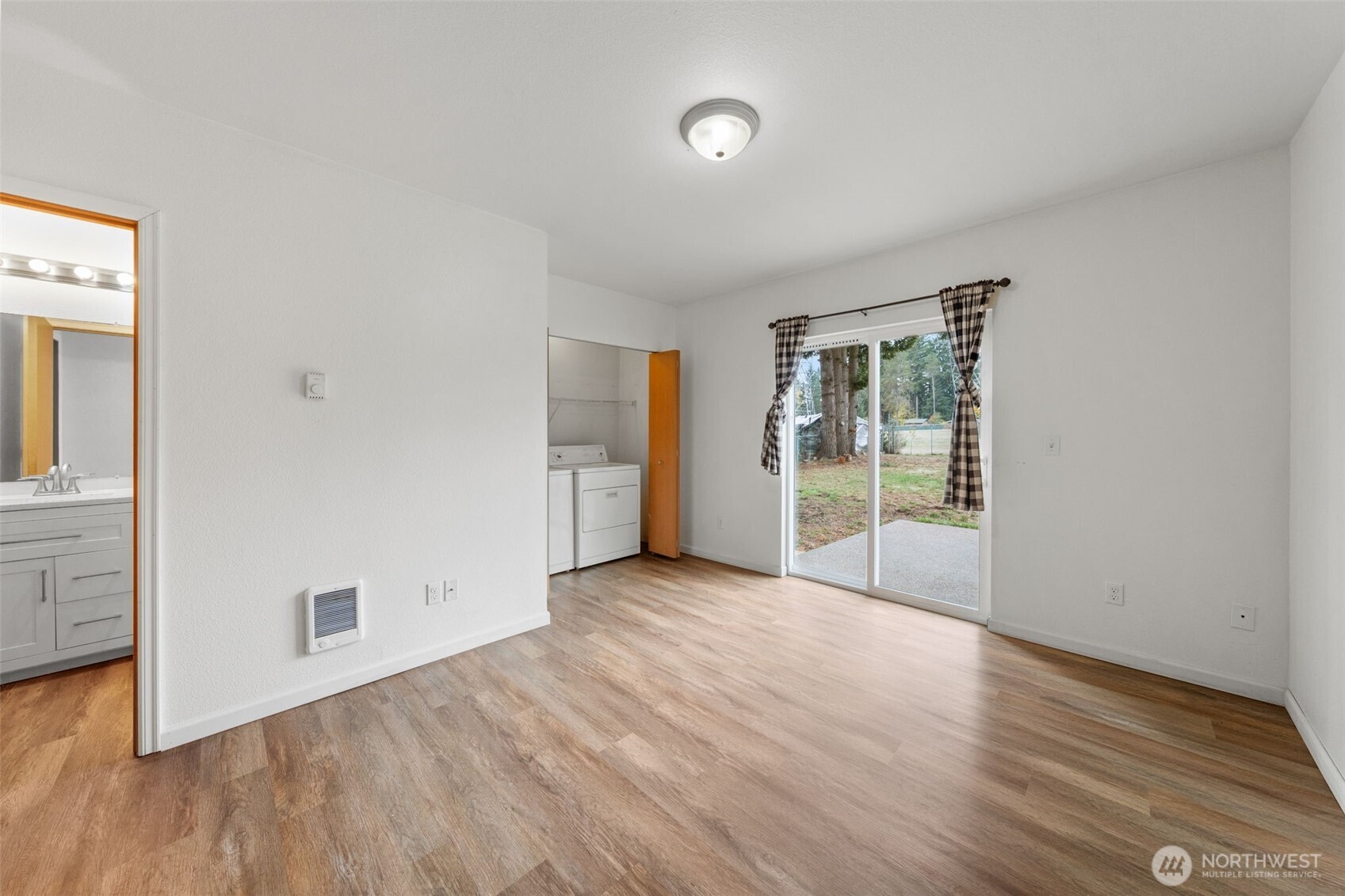 8747 Mariana Court SE