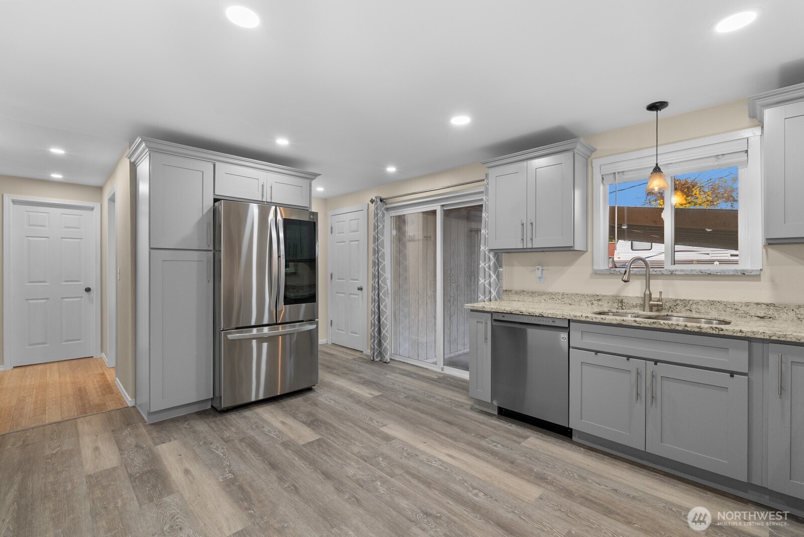 2232 E Wright Avenue W