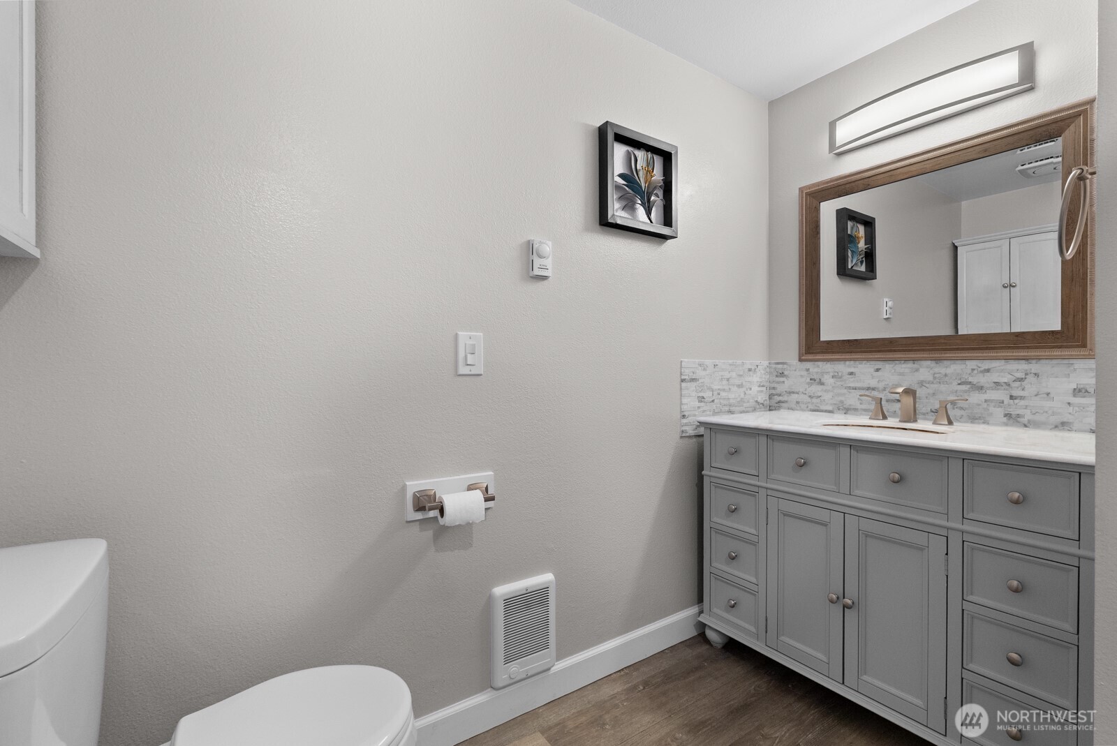 2232 E Wright Avenue W