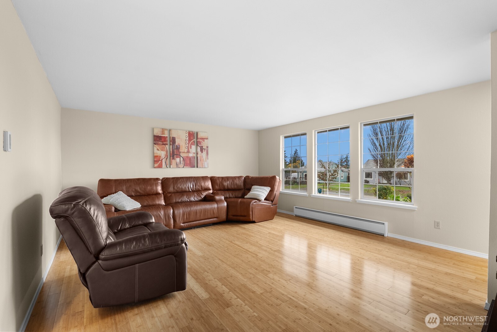 2232 E Wright Avenue W