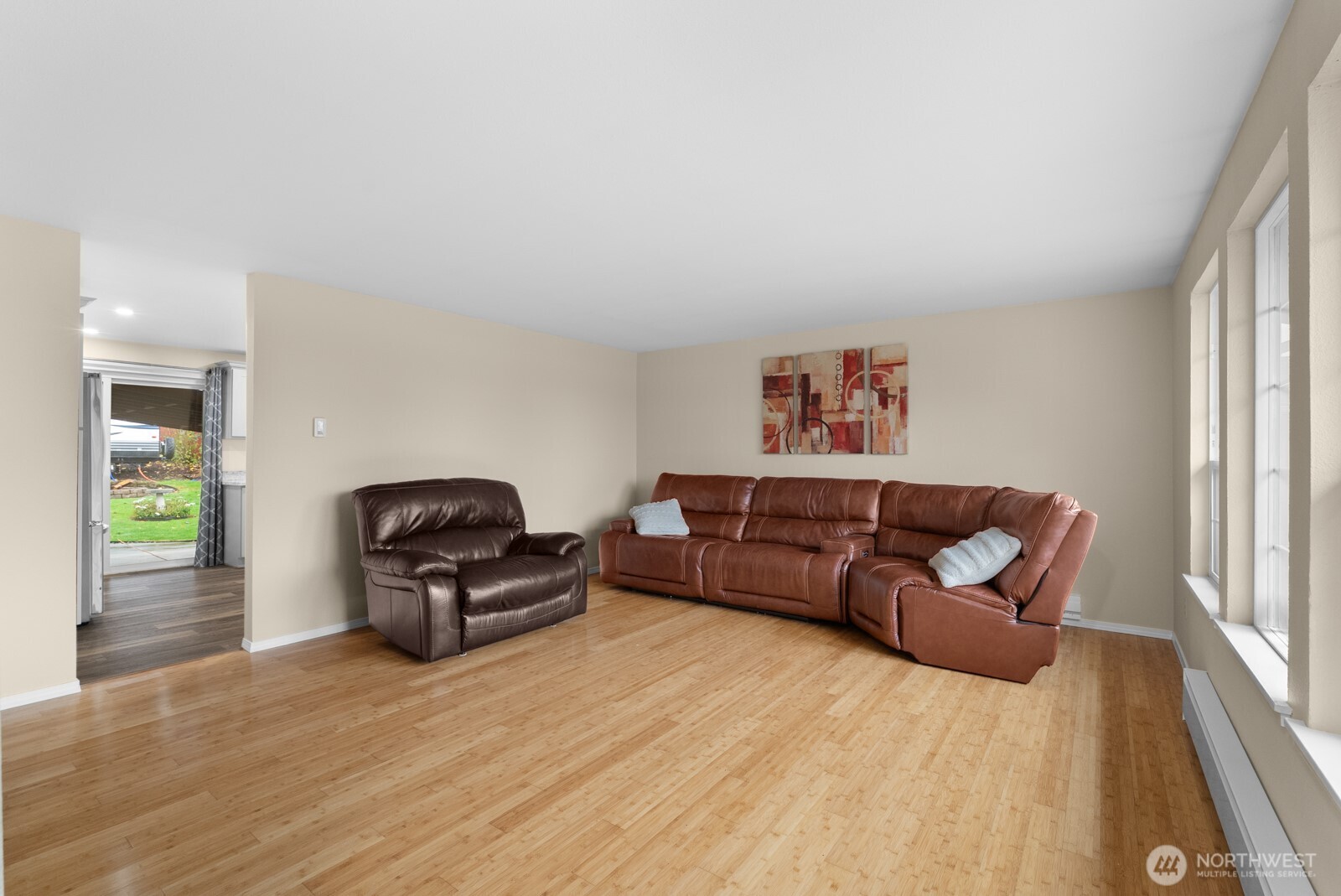 2232 E Wright Avenue W