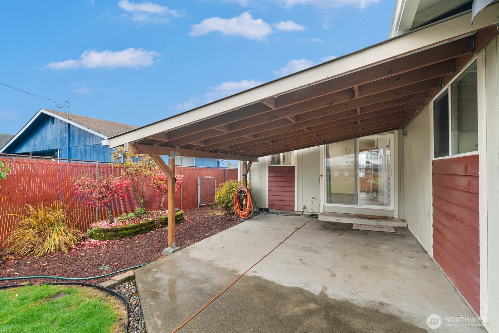 2232 E Wright Avenue W