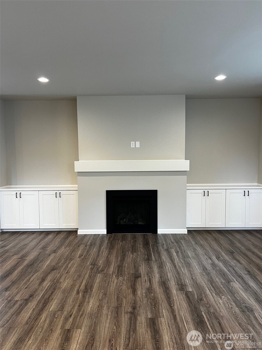 12044 126th Avenue Ct E Unit: 12