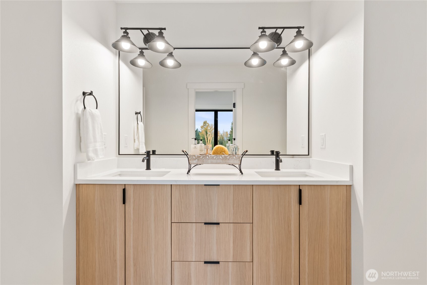 15809 239th Street E