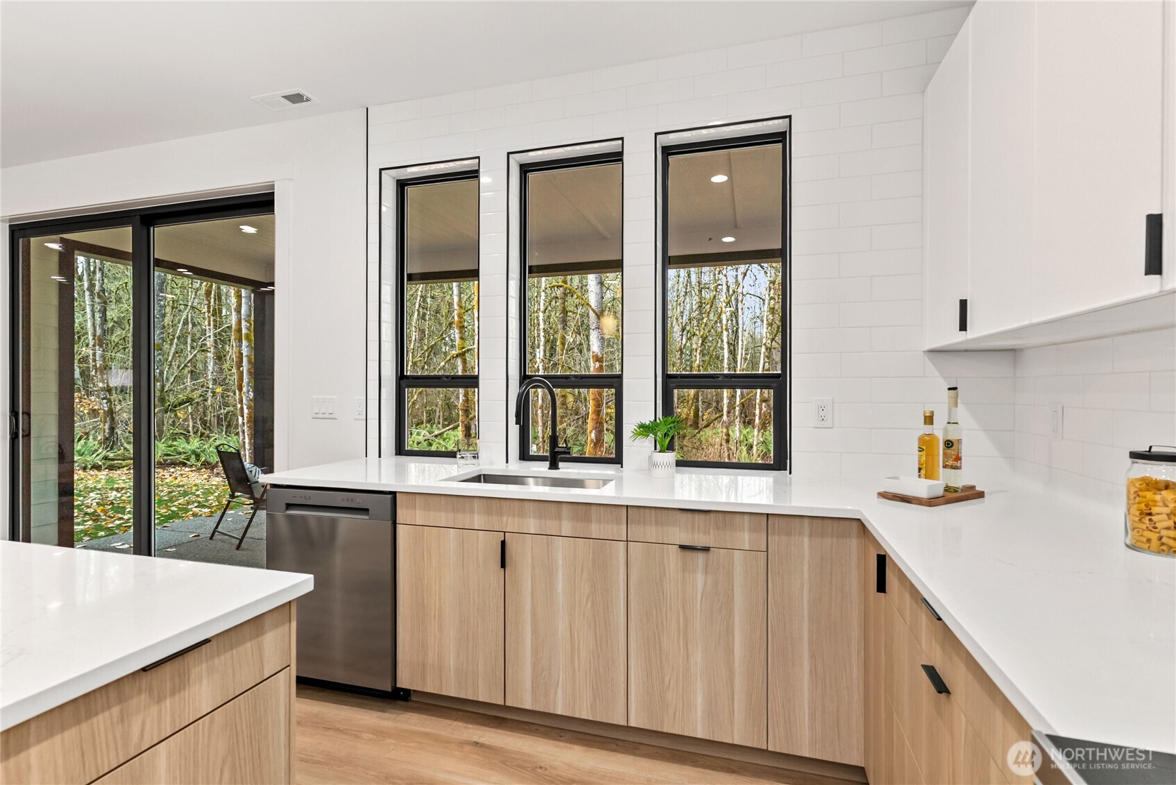 15809 239th Street E