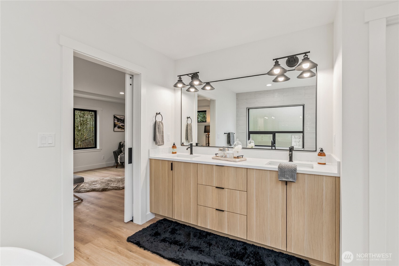 15809 239th Street E