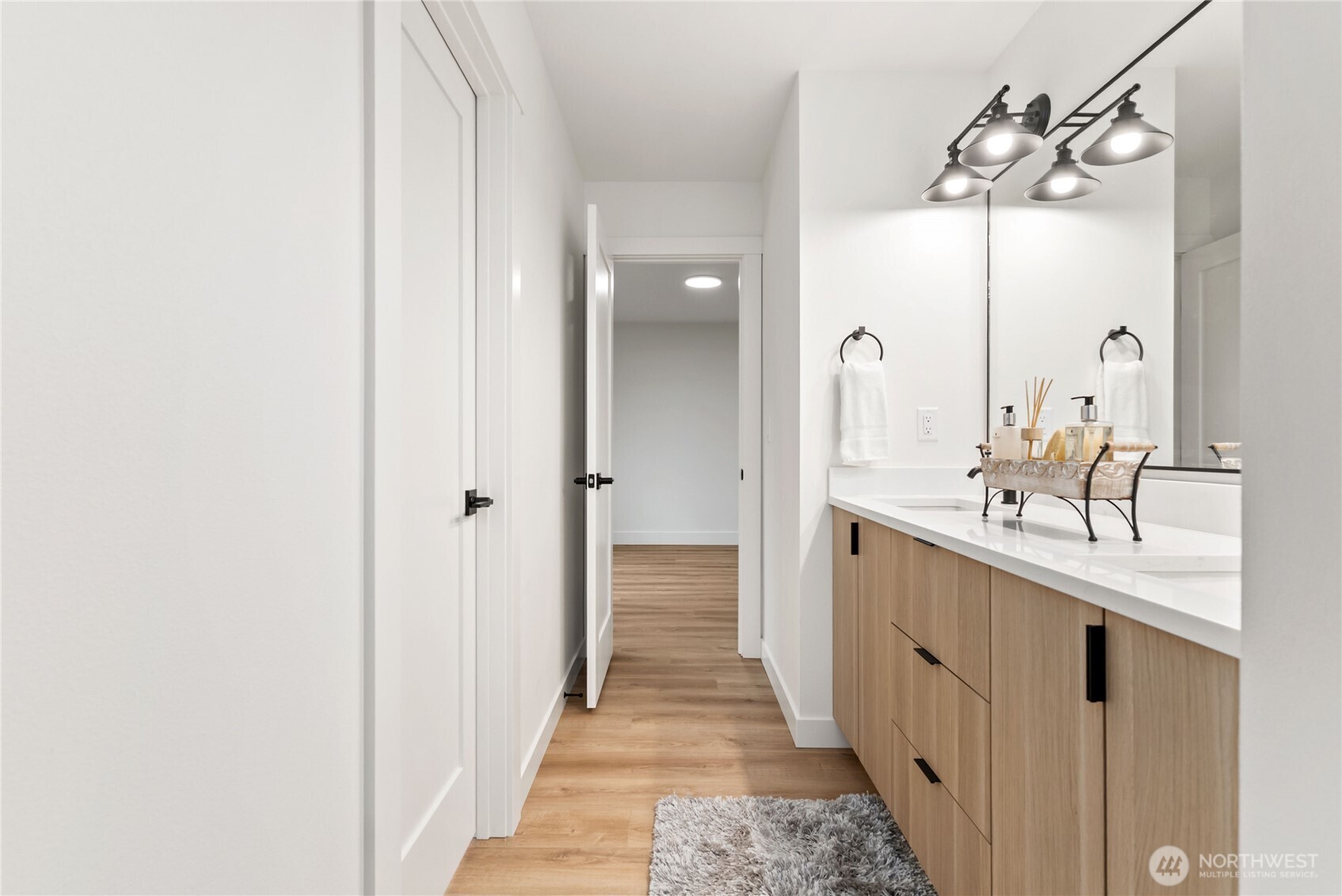 15809 239th Street E