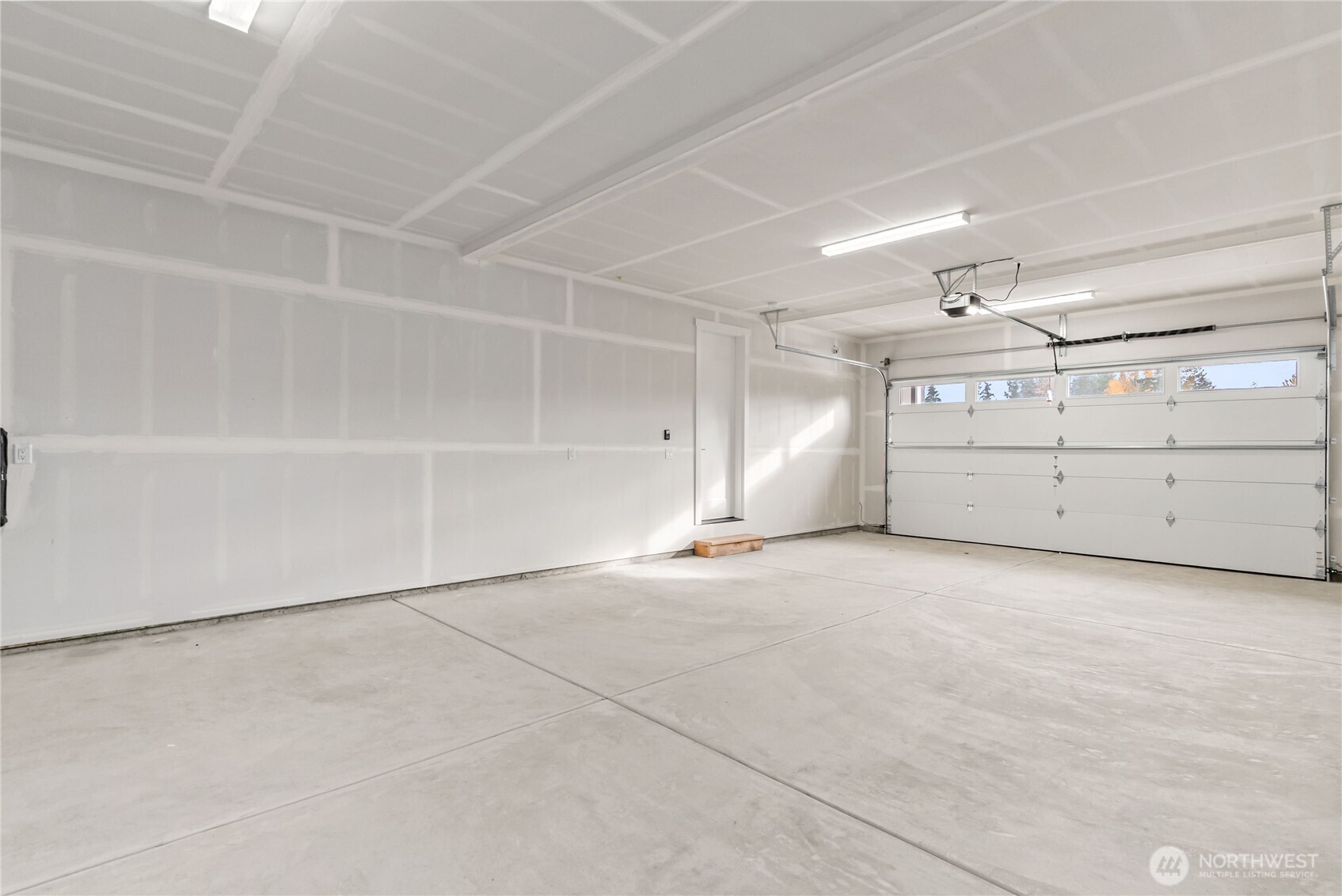 15809 239th Street E