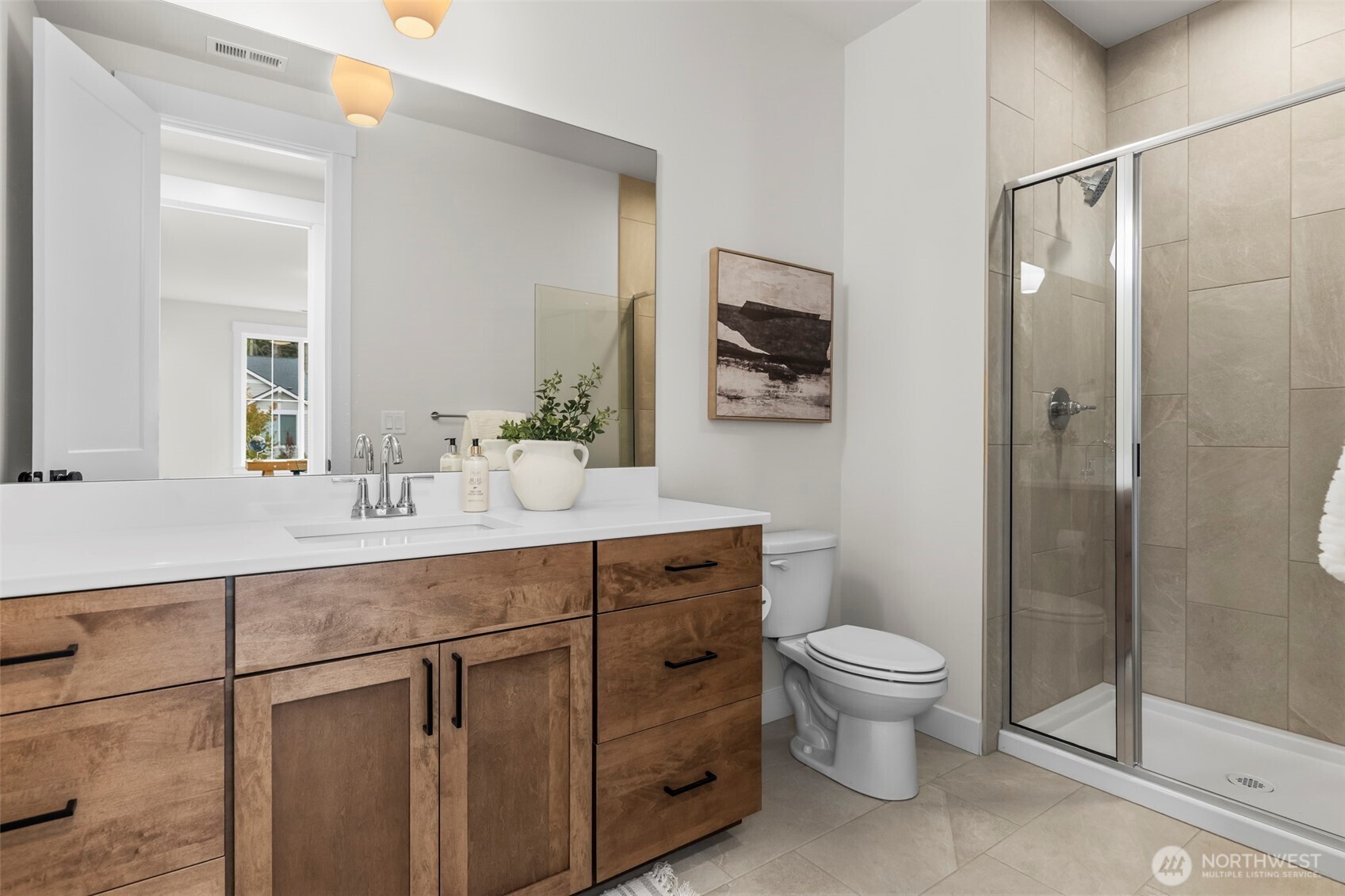 1624 Lockridge Loop E