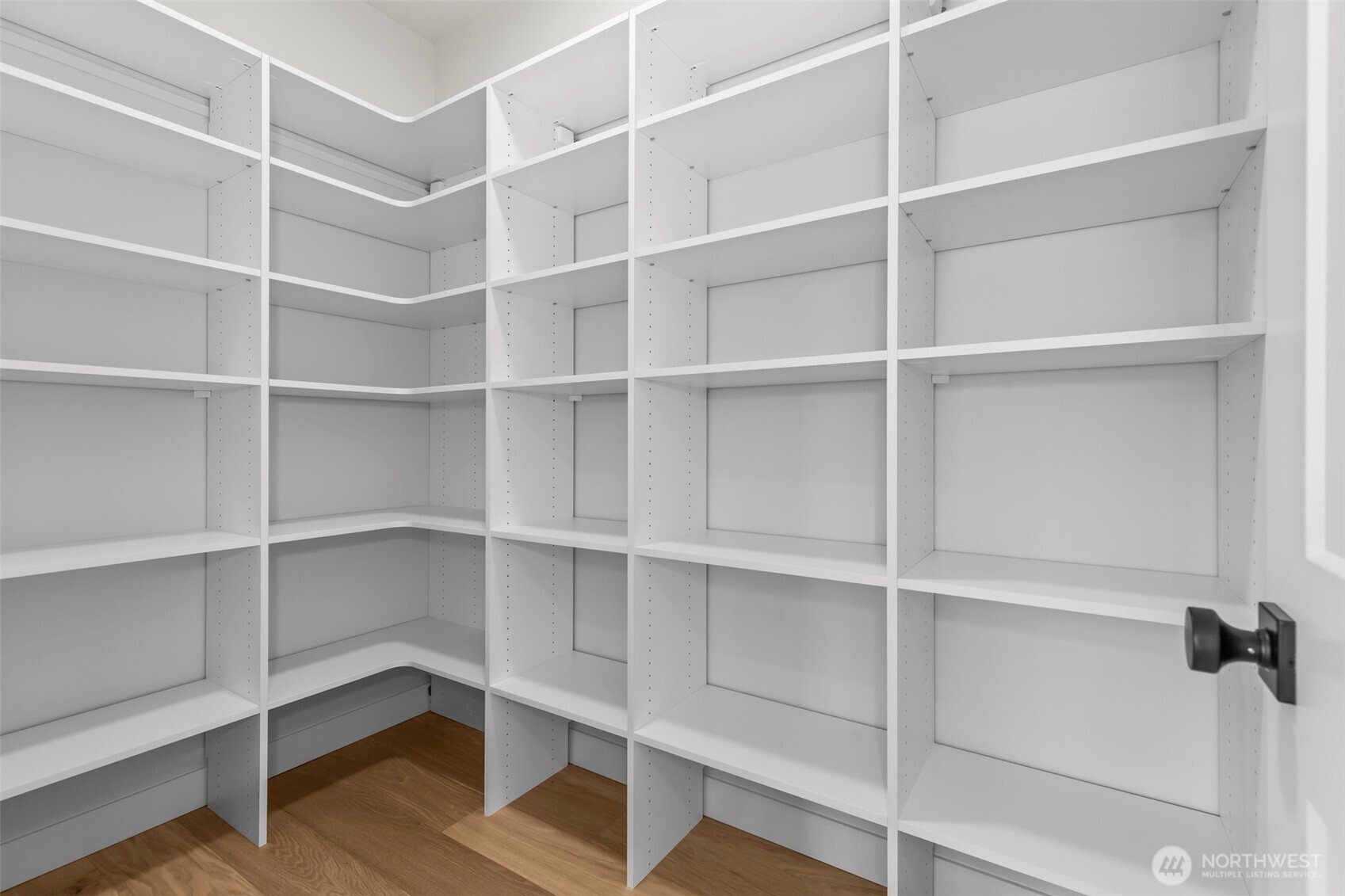 1624 Lockridge Loop E