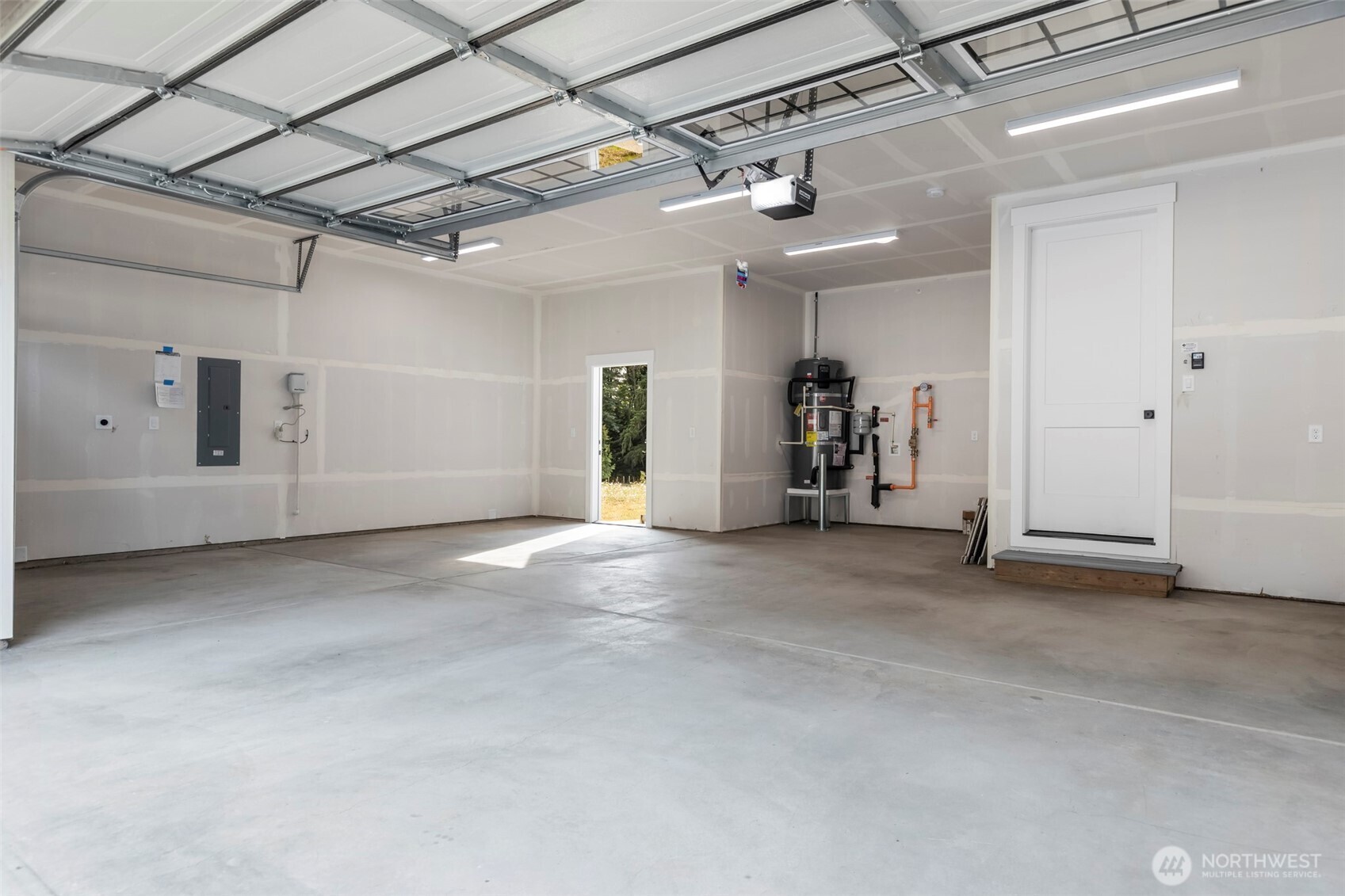 1624 Lockridge Loop E