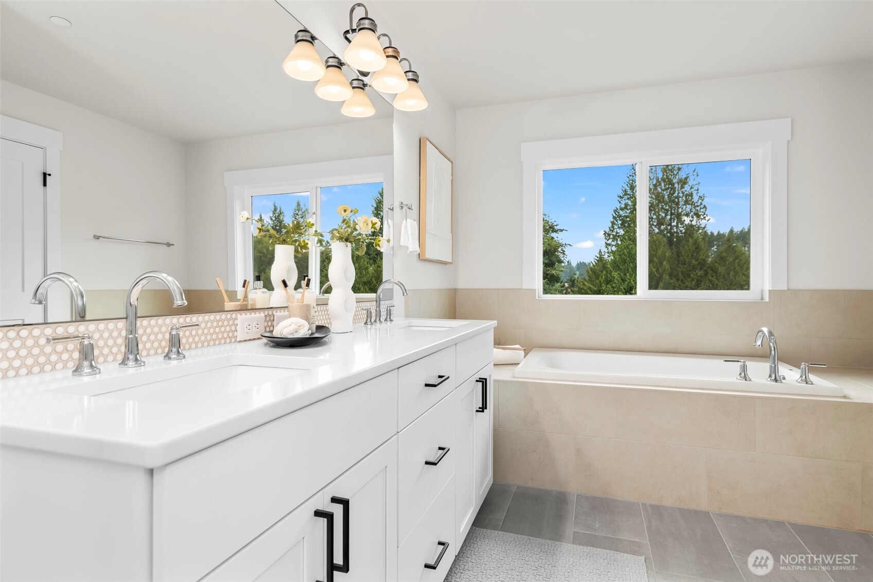 1624 Lockridge Loop E