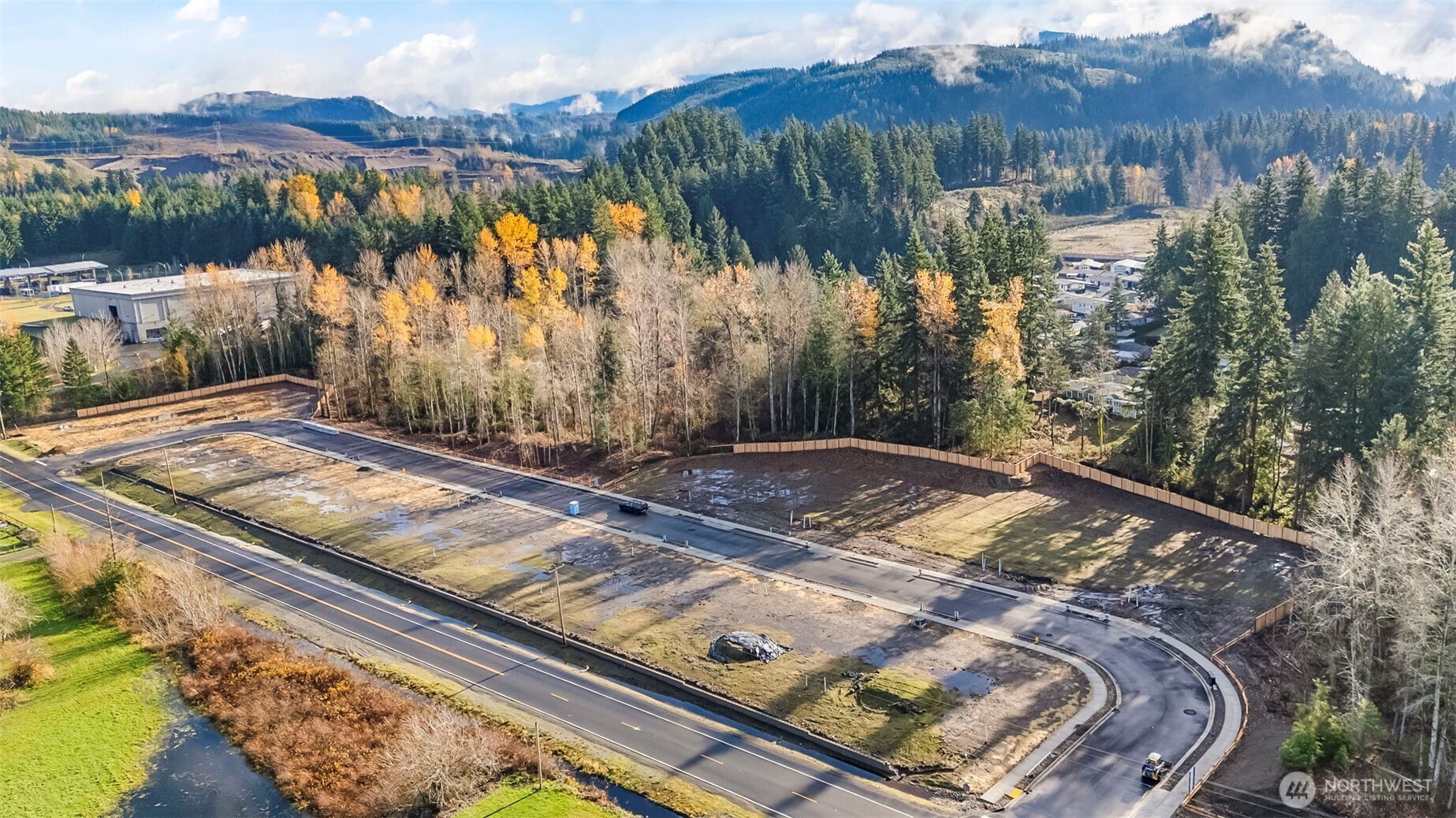 1624 Lockridge Loop E