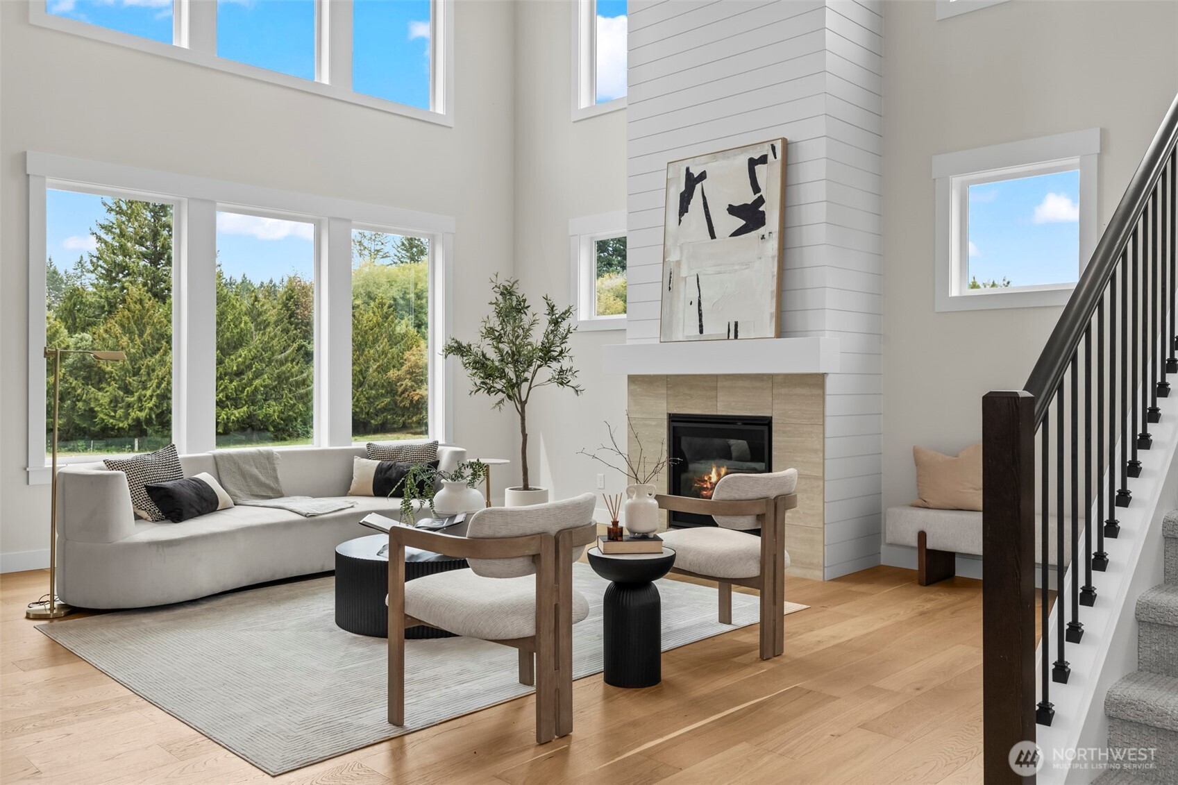 1624 Lockridge Loop E