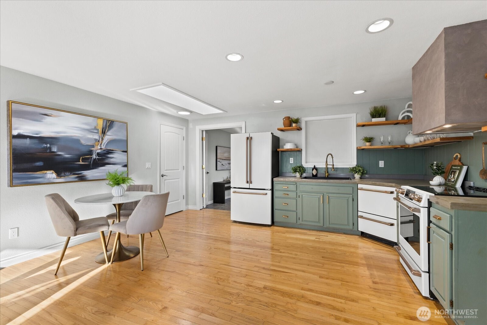 24517 Buckley Tapps Highway E