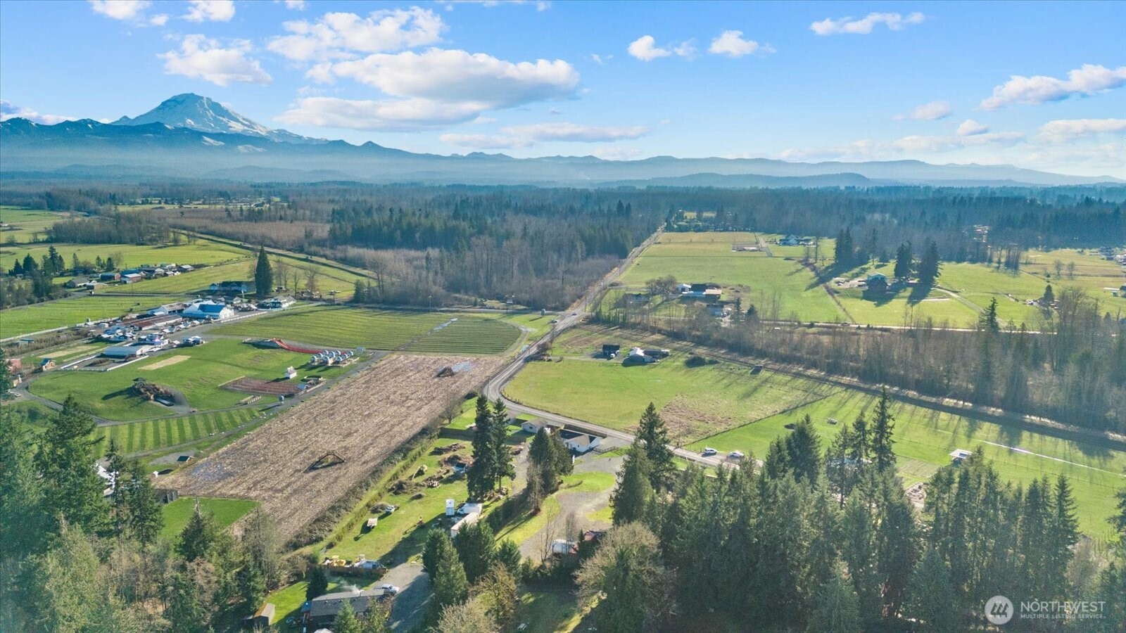 24517 Buckley Tapps Highway E