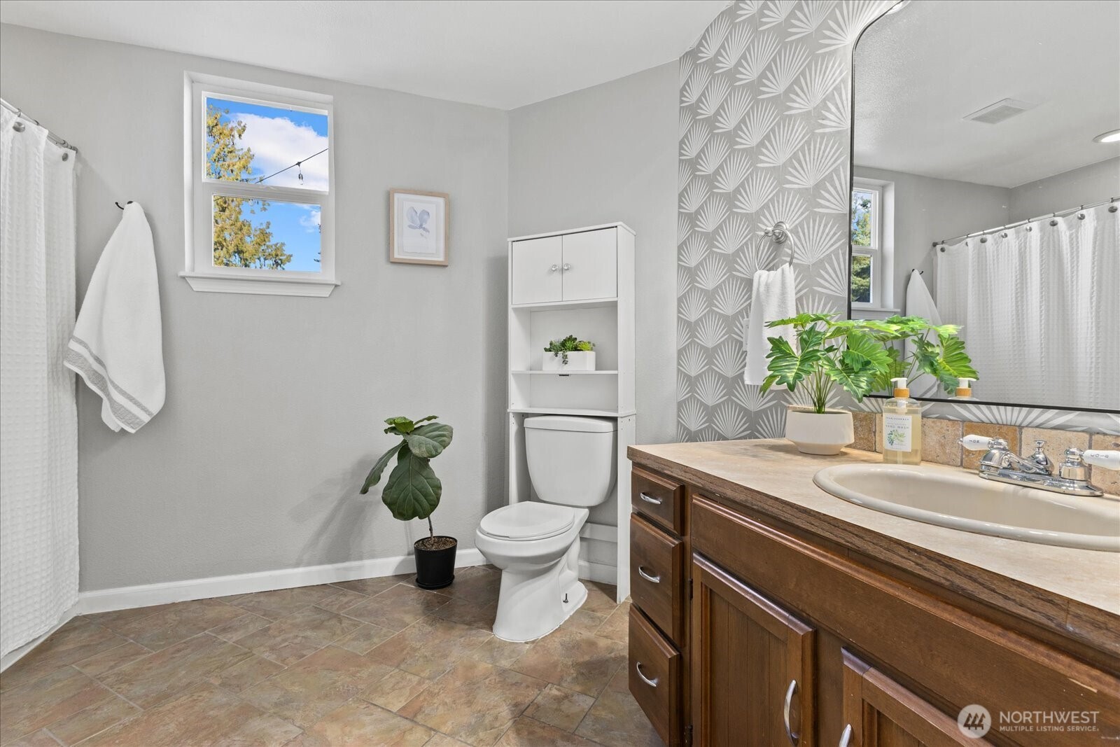 24517 Buckley Tapps Highway E