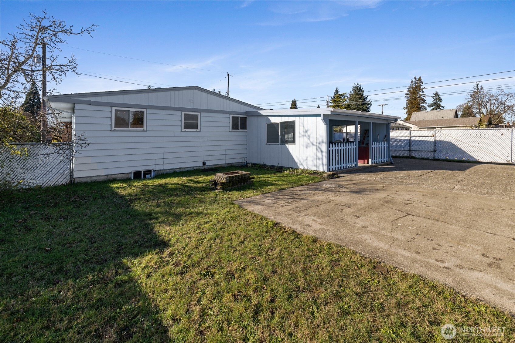 5001 S Cushman Avenue