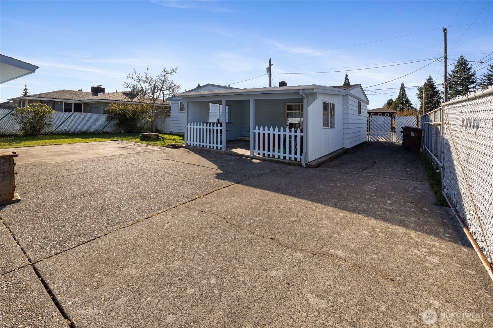 5001 S Cushman Avenue