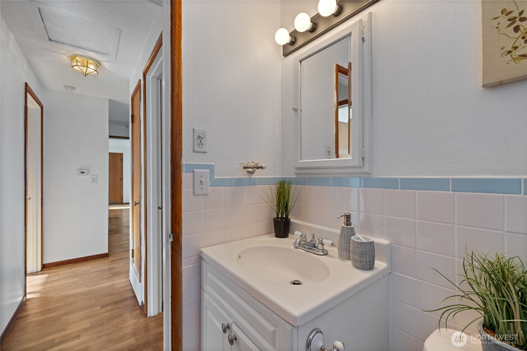 5001 S Cushman Avenue